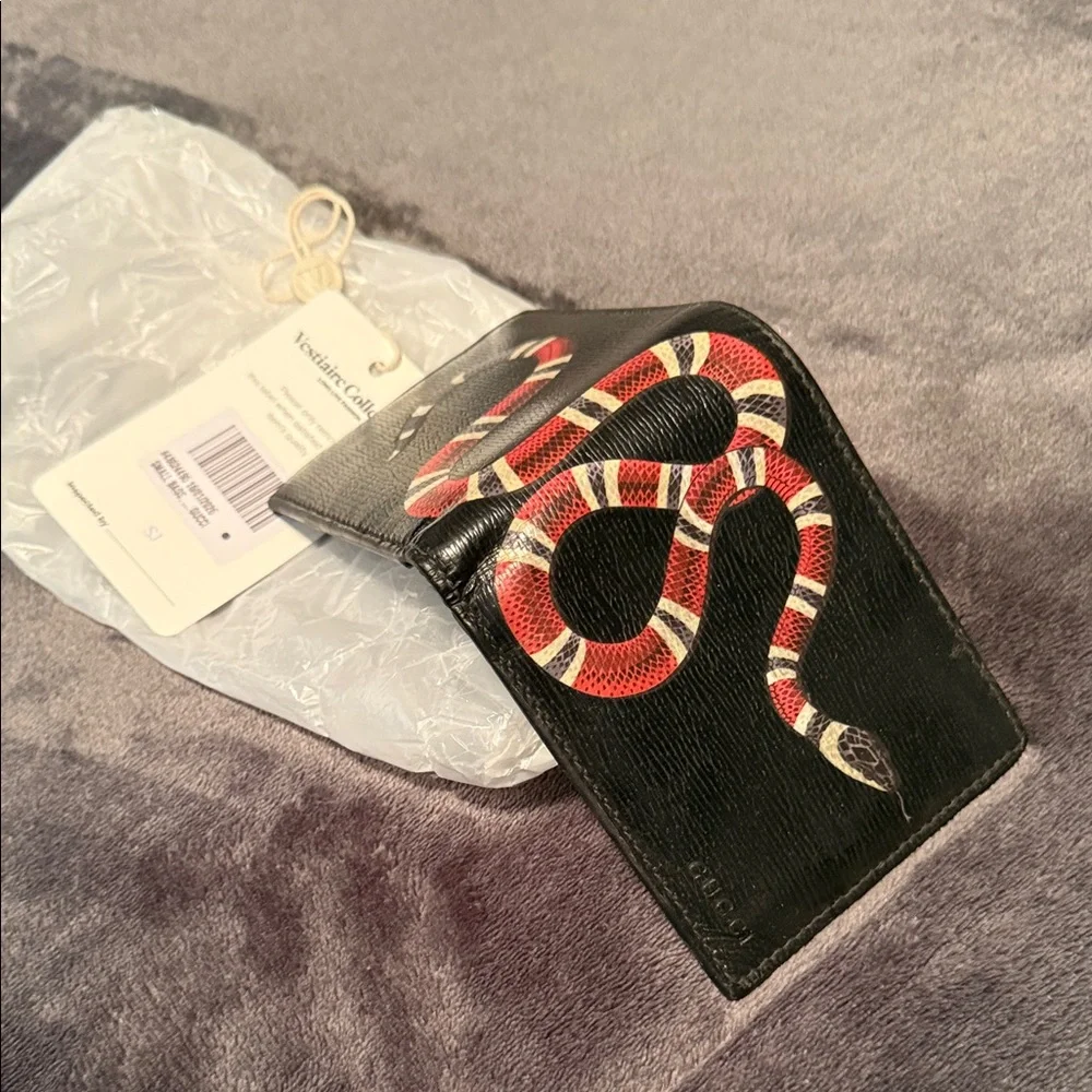 Gucci Black Leather Wallet w/ Kingsnake Motif